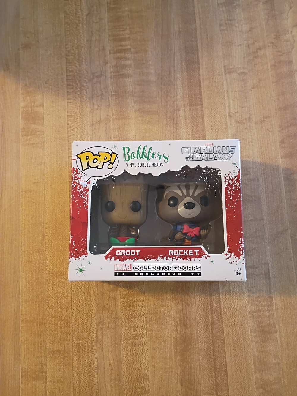 Funko POP! Bobble-Head Groot & Rocket Holiday Gift Set - Red & White Box